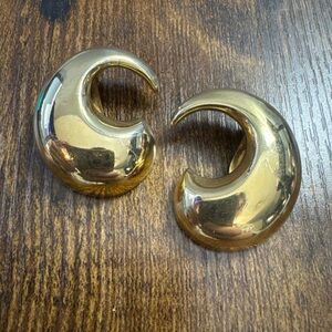 Vintage Stamped ALEXIS KIRK Gold Tone Swirl 1980s Clip on Earrings